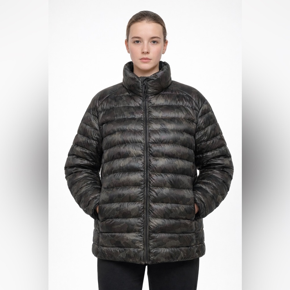 UNIQLO Ultra Light Down Camo Puffer Jacket XL Packable Full Zip Olive